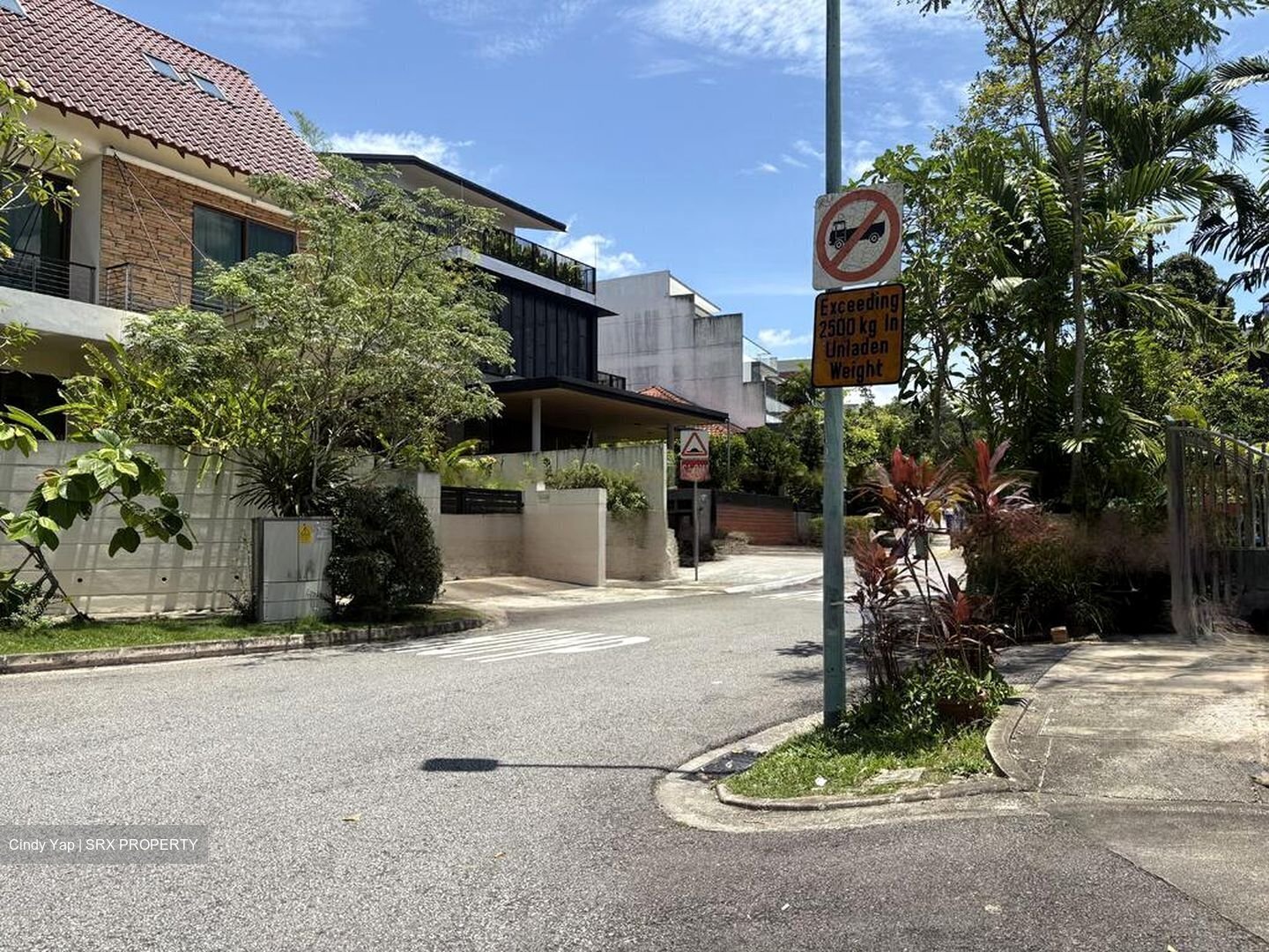 Sembawang Hills Estate (D20), Terrace #457537731